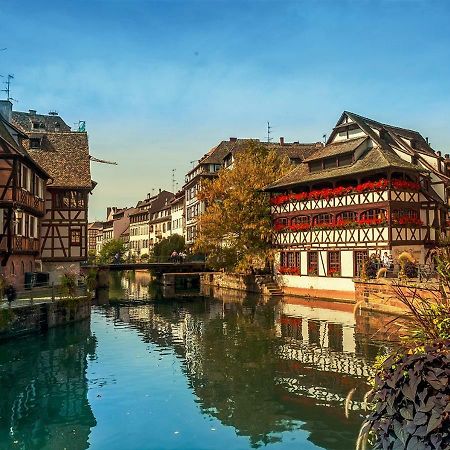 Grand 3 Pieces Stationnement Gratuit Dans La Rue Estrasburgo Exterior foto