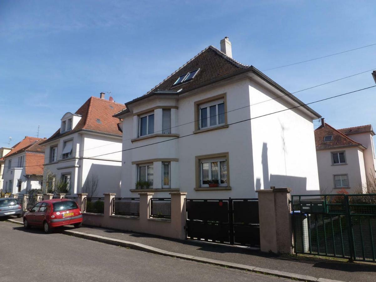 Grand 3 Pieces Stationnement Gratuit Dans La Rue Estrasburgo Exterior foto